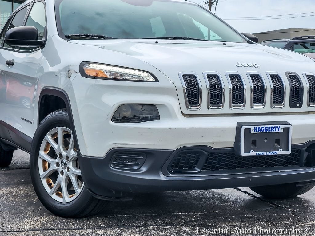 Used 2017 Jeep Cherokee Sport with VIN 1C4PJLAB7HW508066 for sale in Oak Lawn, IL