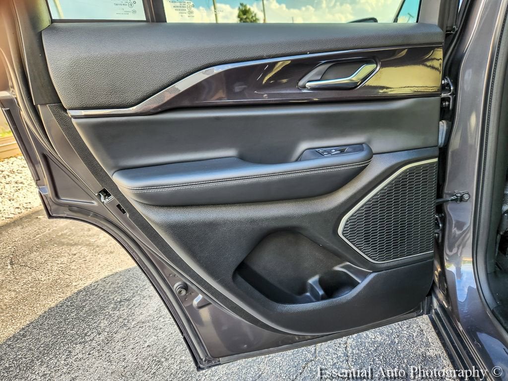 2022 Jeep Grand Cherokee Altitude 4x4