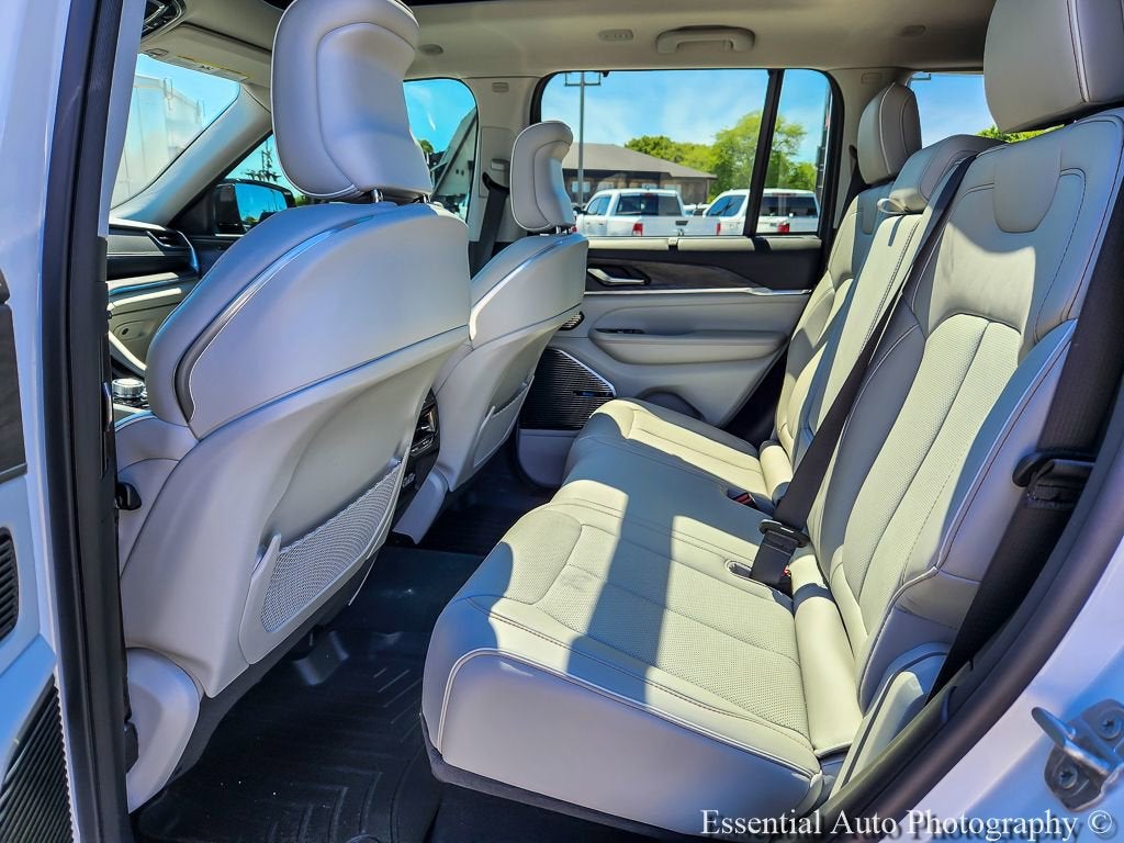 2023 Jeep Grand Cherokee Overland