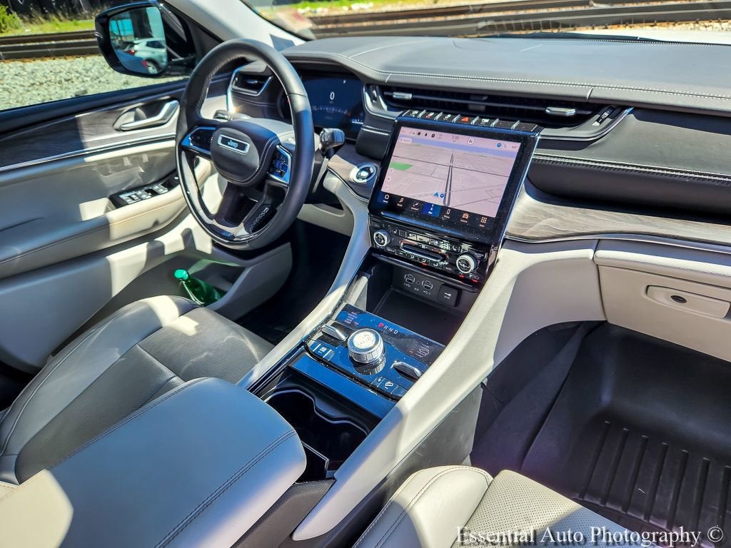 2023 Jeep Grand Cherokee Overland