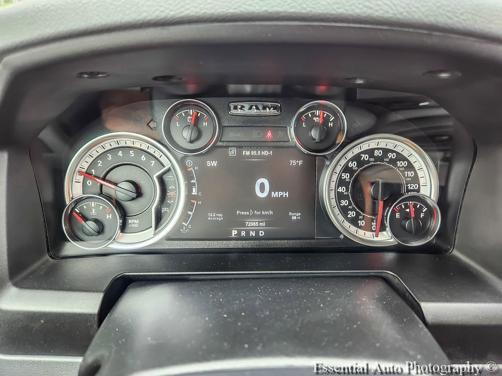 2019 RAM 1500 Classic SLT Crew Cab 4x4 5'7" Box