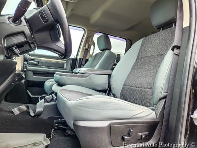 2019 RAM 1500 Classic SLT Crew Cab 4x4 5'7" Box