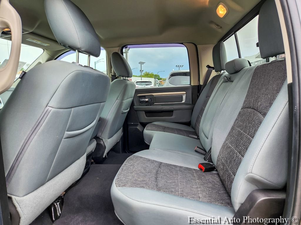 2019 RAM 1500 Classic SLT Crew Cab 4x4 5'7" Box