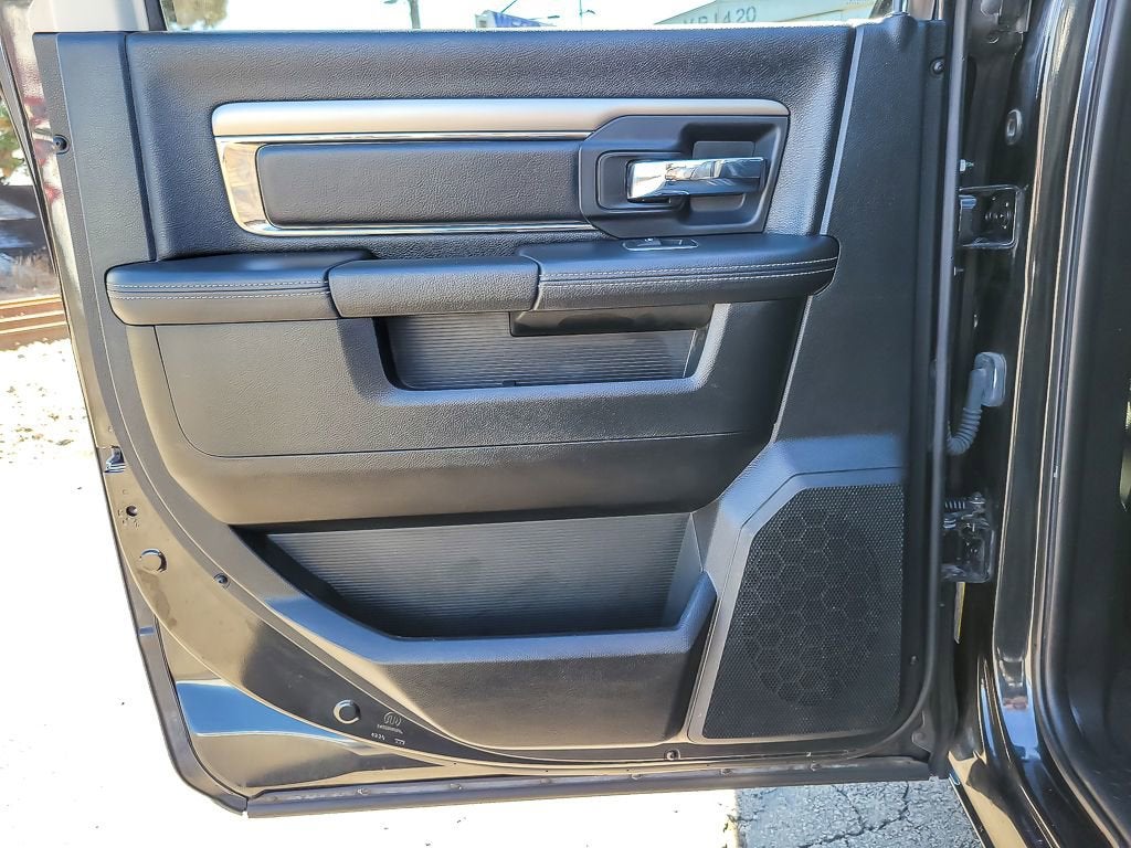 2016 RAM 1500 Sport