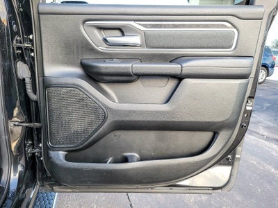 2020 RAM 1500 Big Horn Crew Cab 4x4 5'7" Box