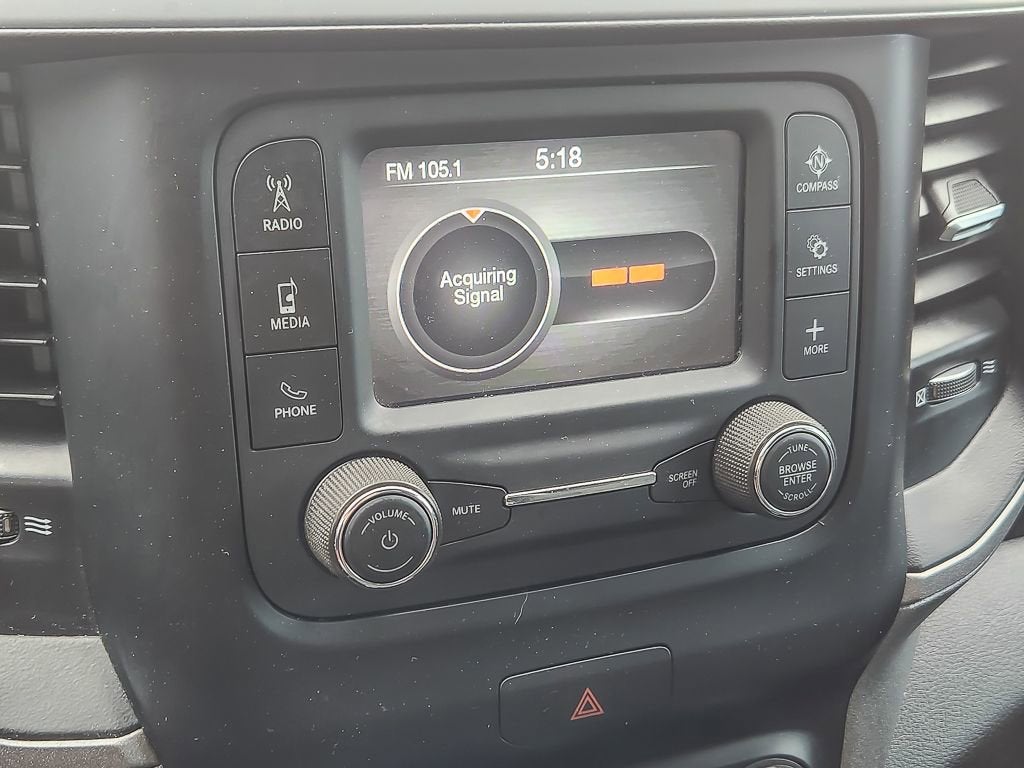 2024 RAM 1500 Tradesman Crew Cab 4x4 5'7" Box