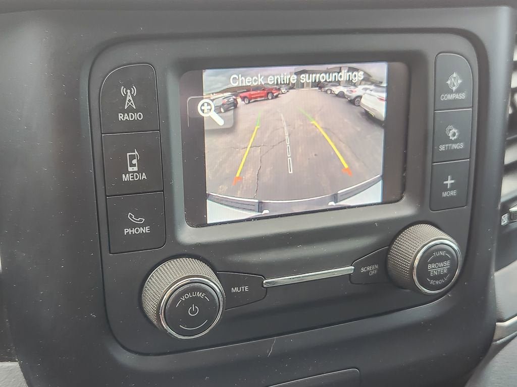 2024 RAM 1500 Tradesman Crew Cab 4x4 5'7" Box