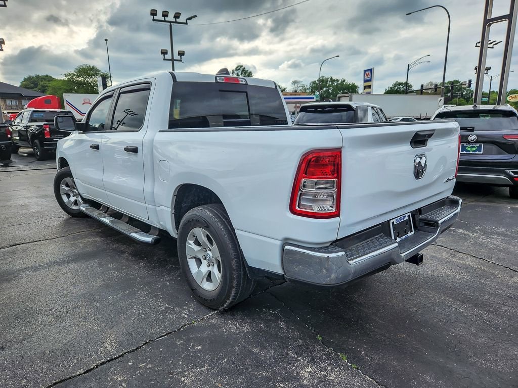 2024 RAM 1500 Tradesman Crew Cab 4x4 5'7" Box