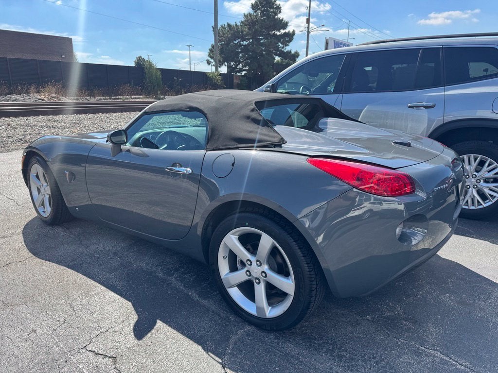 2008 Pontiac Solstice BASE