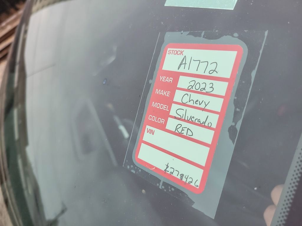 2023 Chevrolet Silverado 1500 LT (2FL)
