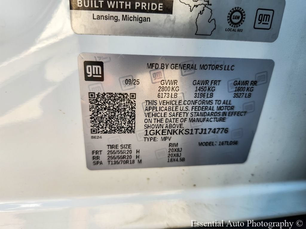 2026 GMC Acadia Elevation