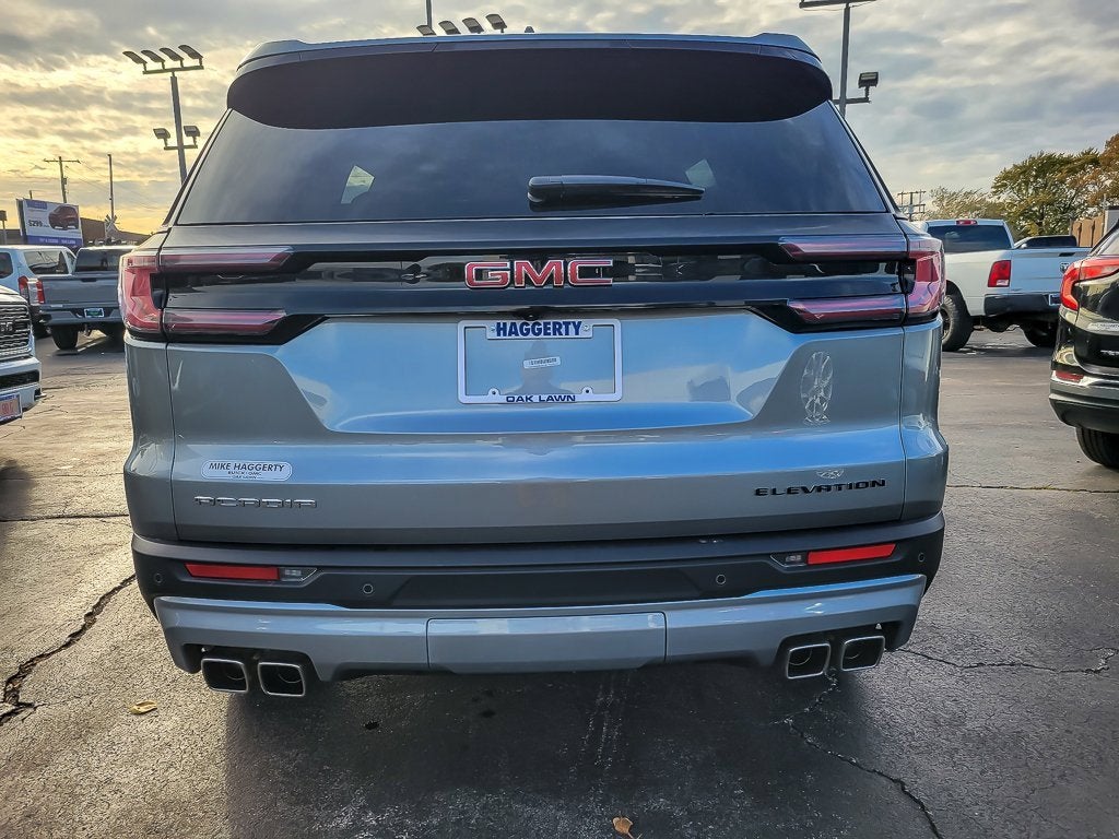 2025 GMC Acadia Elevation
