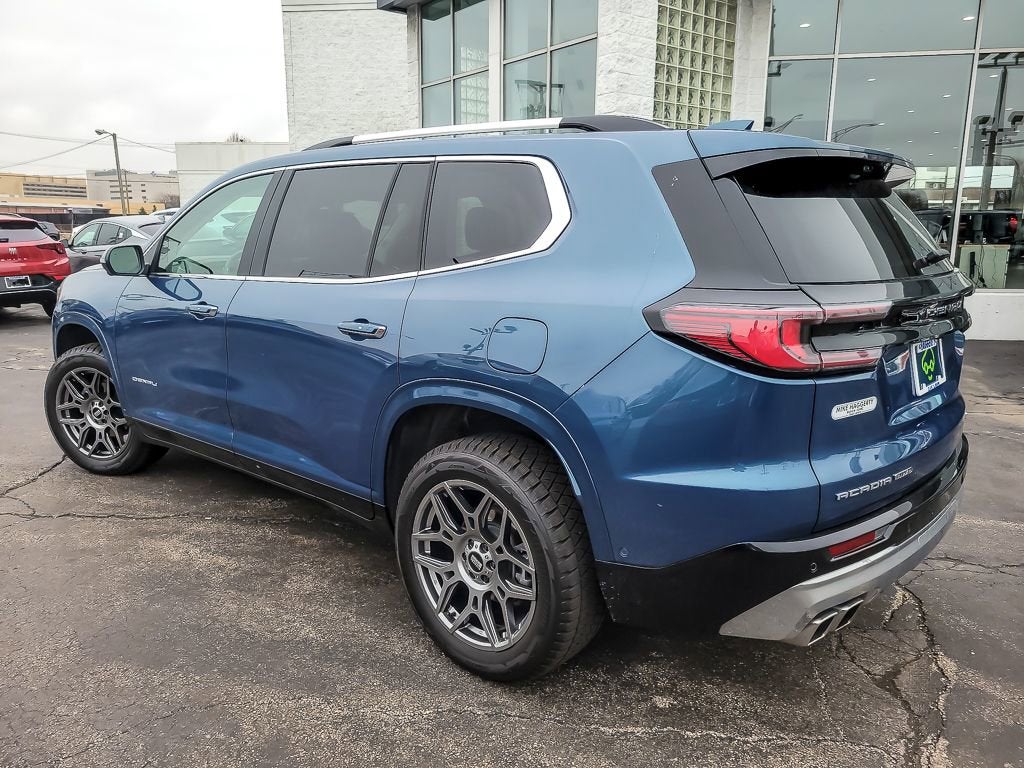 2025 GMC Acadia Denali