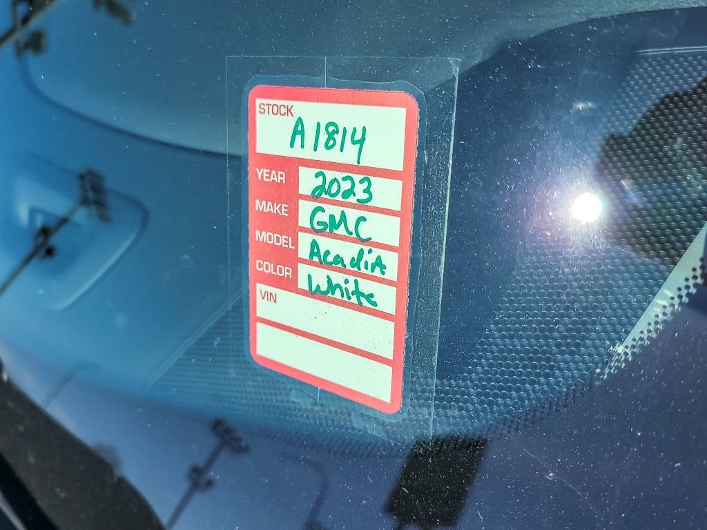 2023 GMC Acadia SLE