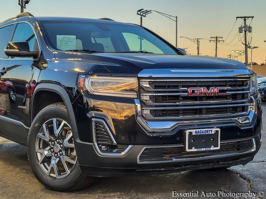 2023 GMC Acadia SLT