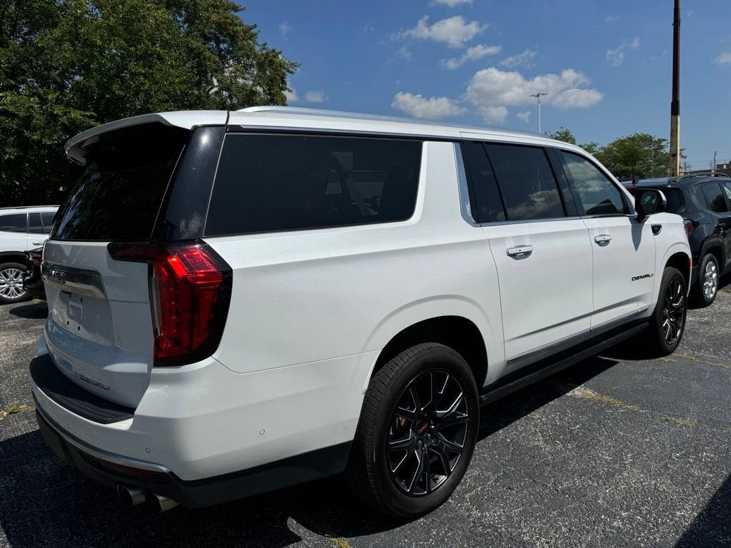 2023 GMC Yukon XL Denali