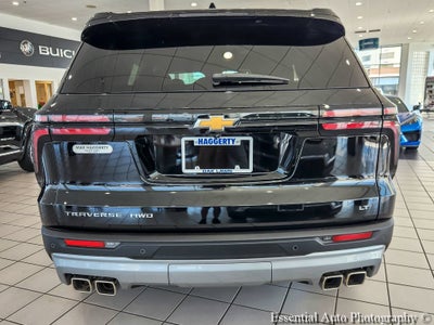 2024 Chevrolet Traverse LT