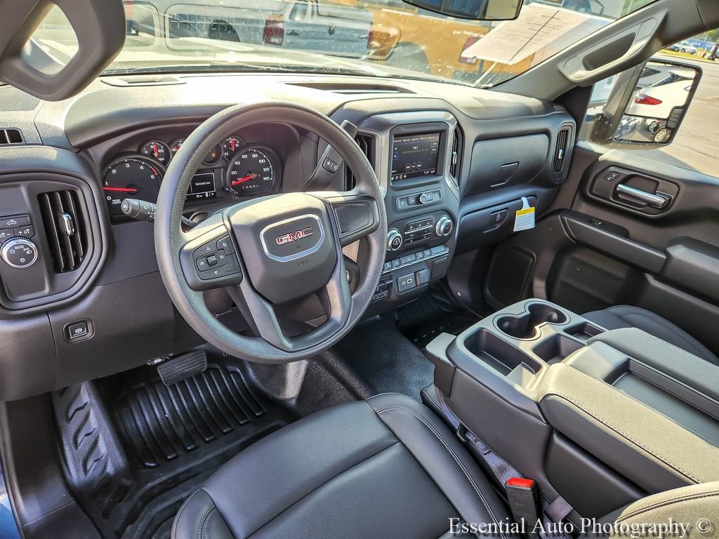 2025 GMC Sierra 2500 HD Pro