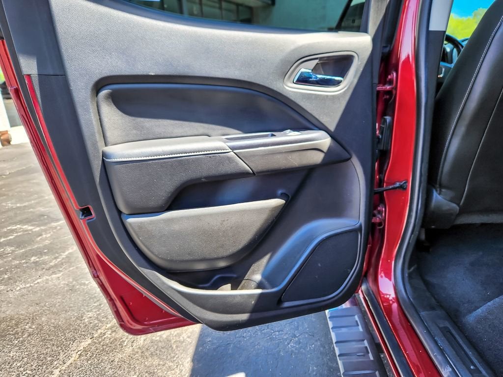 2020 GMC Canyon SLT