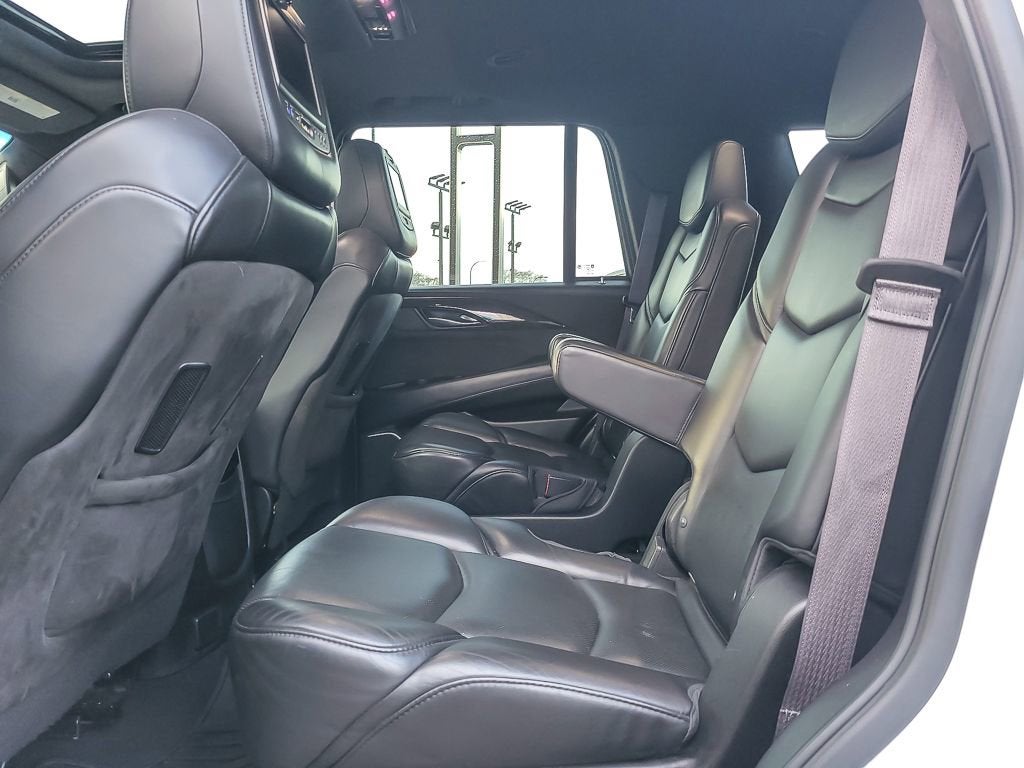 2017 Cadillac Escalade Platinum