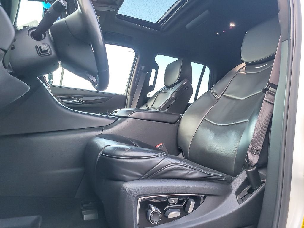 2017 Cadillac Escalade Platinum