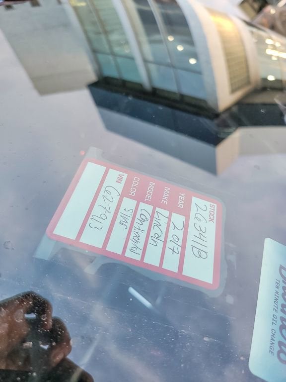 2017 Lincoln Continental Premiere