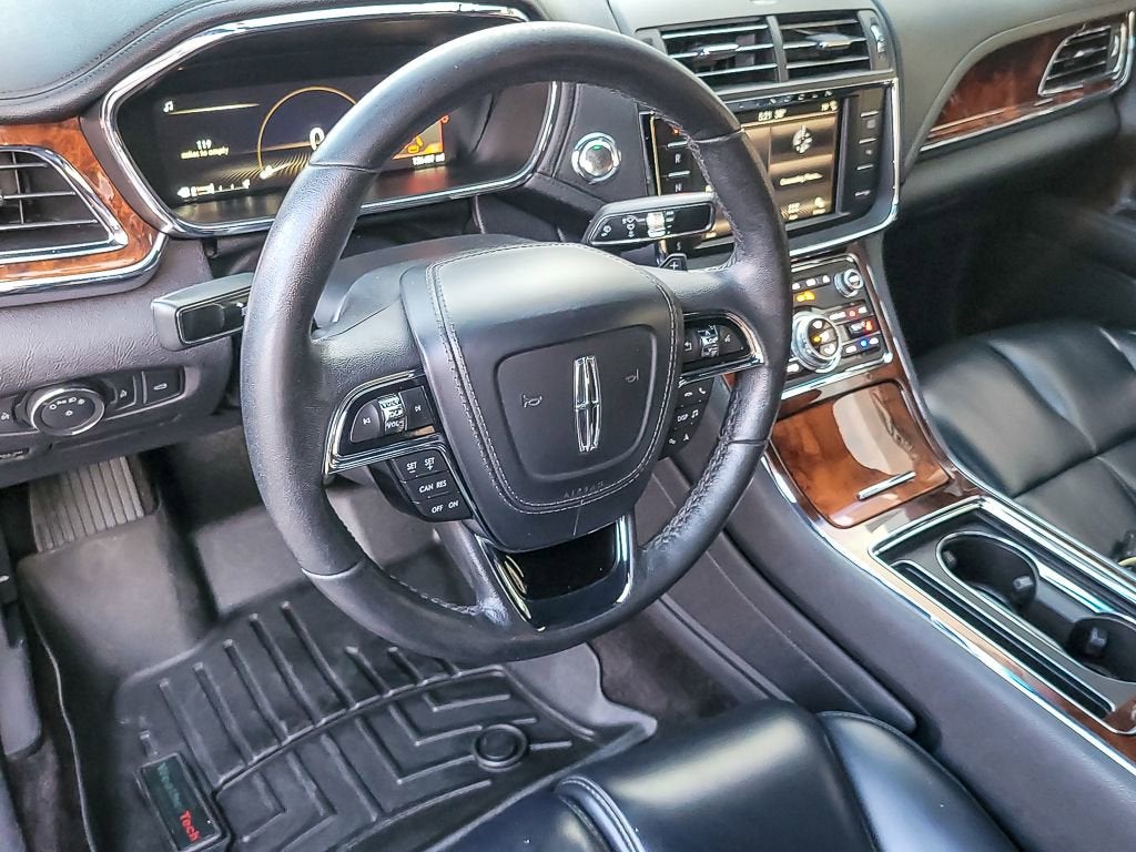 2017 Lincoln Continental Premiere