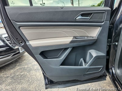 2022 Volkswagen Atlas 3.6L V6 SE w/Technology