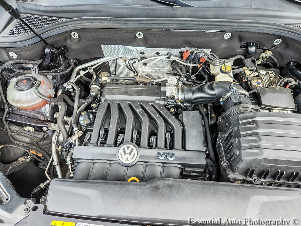 2022 Volkswagen Atlas 3.6L V6 SE w/Technology