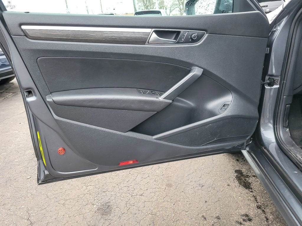 2017 Volkswagen Passat 1.8T SE