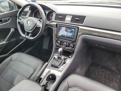 2017 Volkswagen Passat 1.8T SE