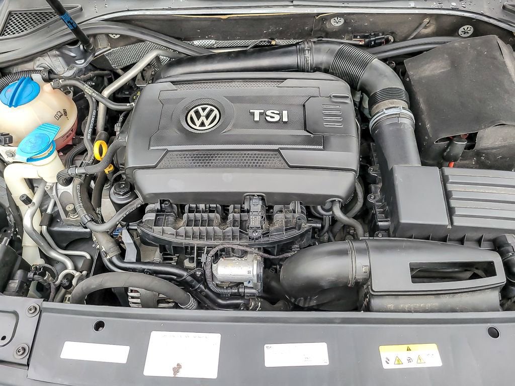 2017 Volkswagen Passat 1.8T SE