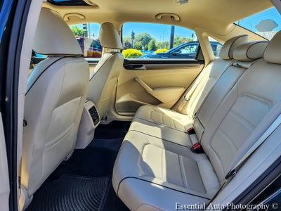 2017 Volkswagen Passat 1.8T SE