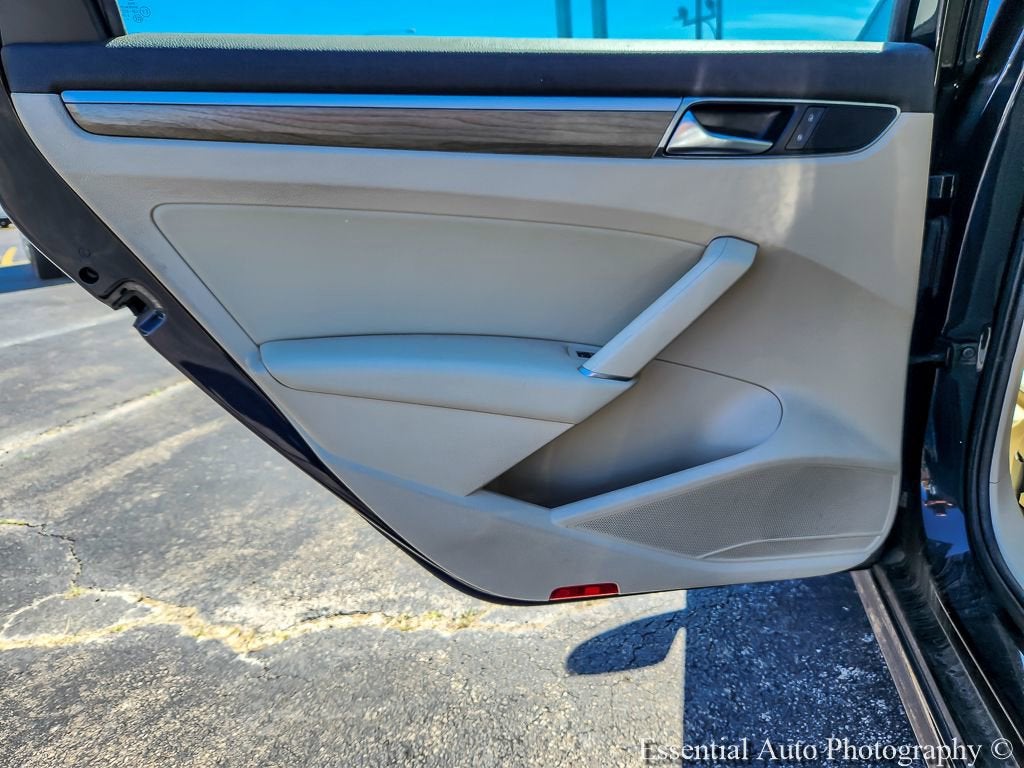 2017 Volkswagen Passat 1.8T SE