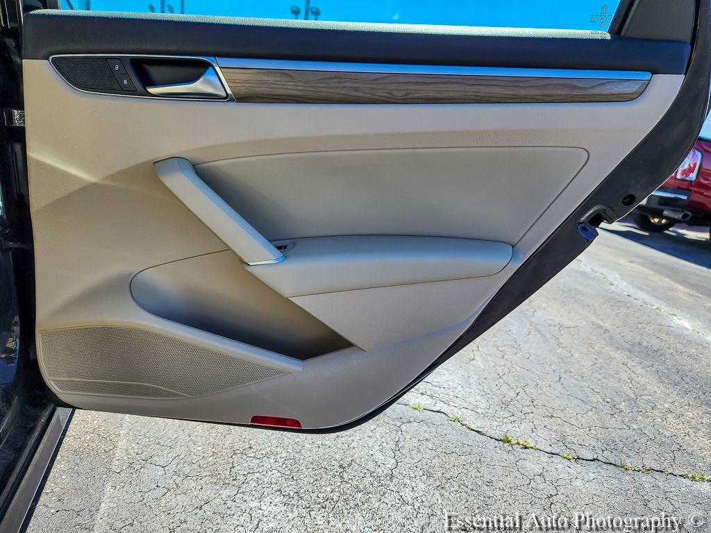 2017 Volkswagen Passat 1.8T SE
