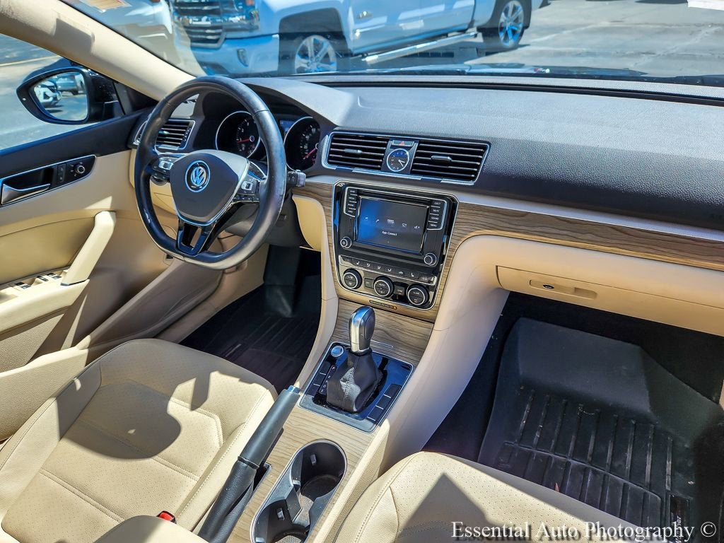 2017 Volkswagen Passat 1.8T SE