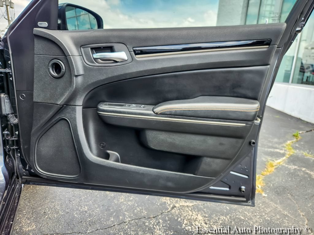 2019 Chrysler 300 300S