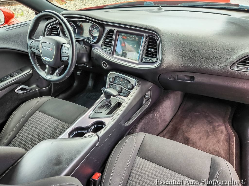 2016 Dodge Challenger SXT
