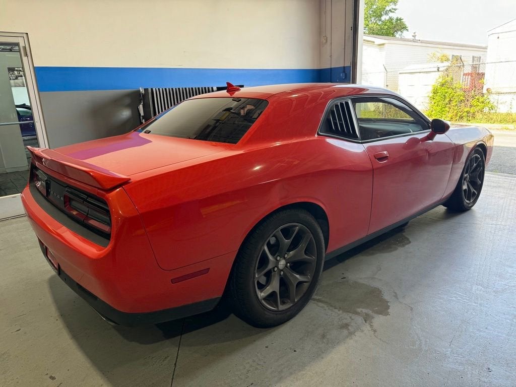 2016 Dodge Challenger SXT