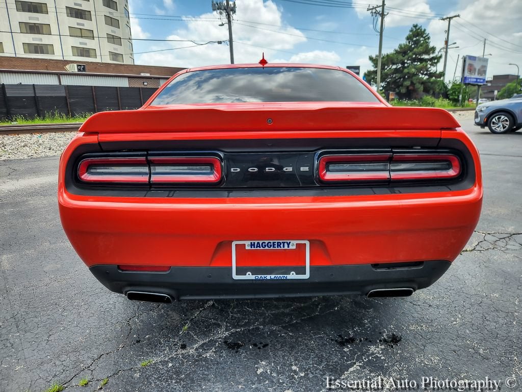 2016 Dodge Challenger SXT