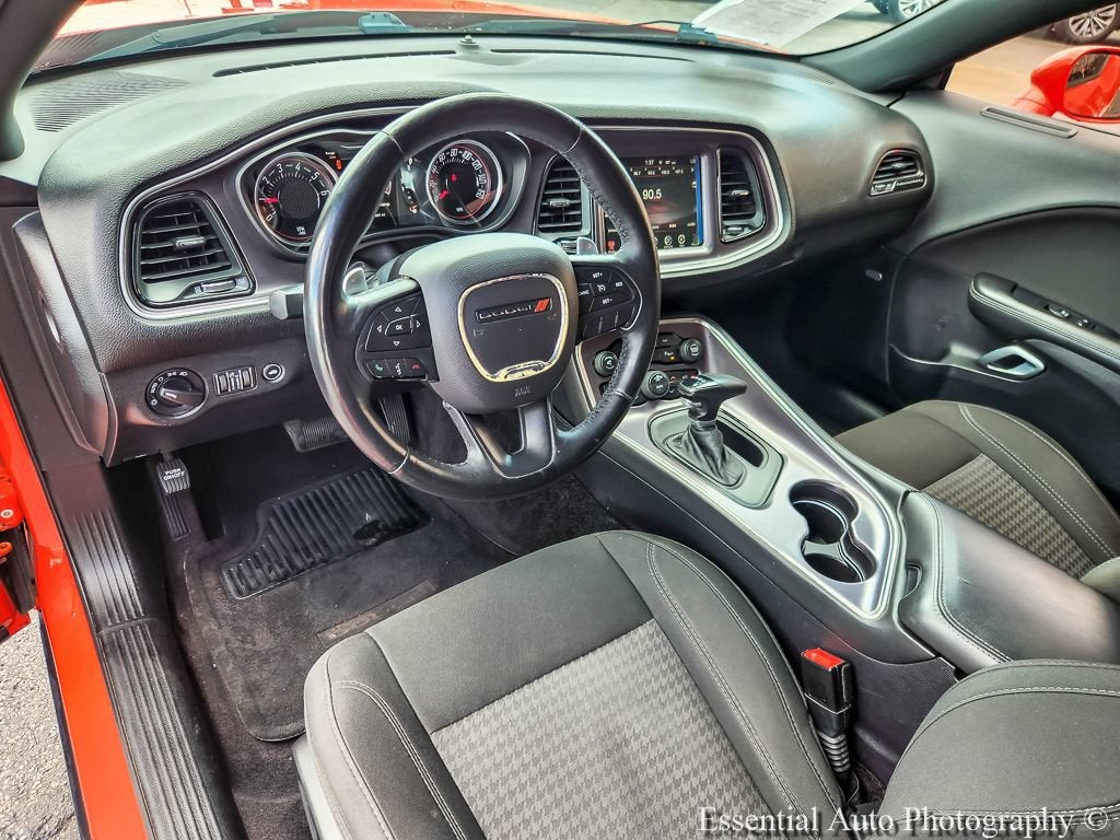 2016 Dodge Challenger SXT