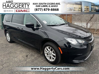 2020 Chrysler Voyager LX