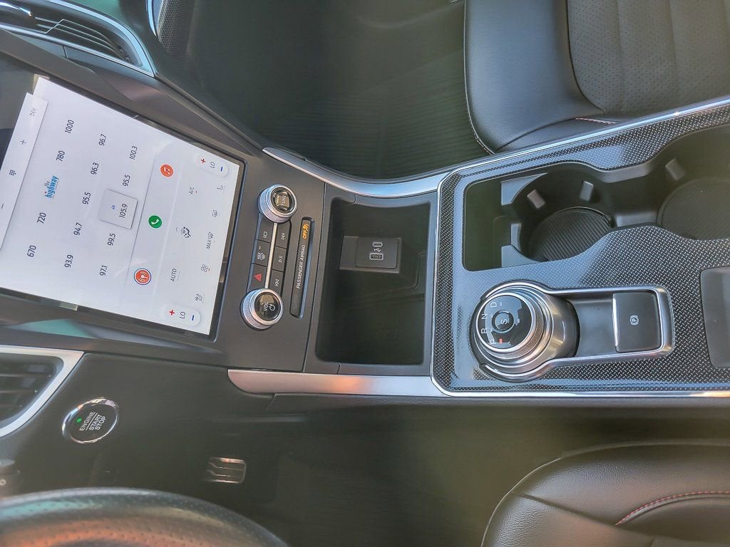 2021 Ford Edge ST-Line