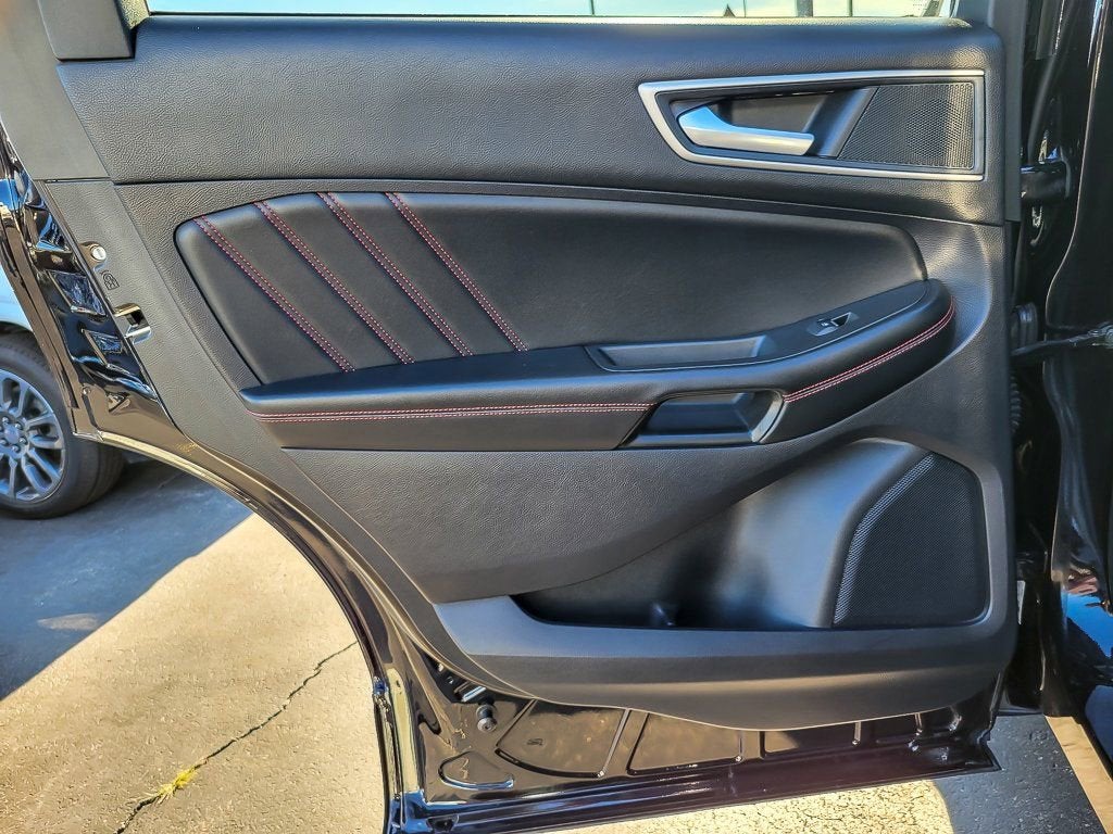 2021 Ford Edge ST-Line