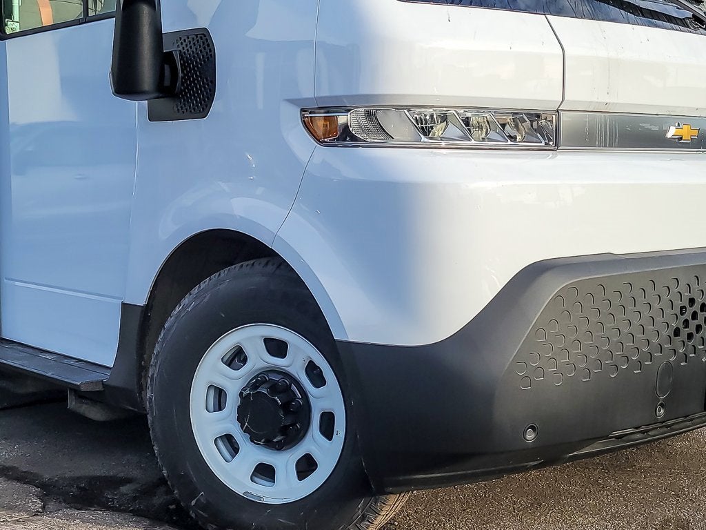 2025 Chevrolet BrightDrop 400 FWD 400