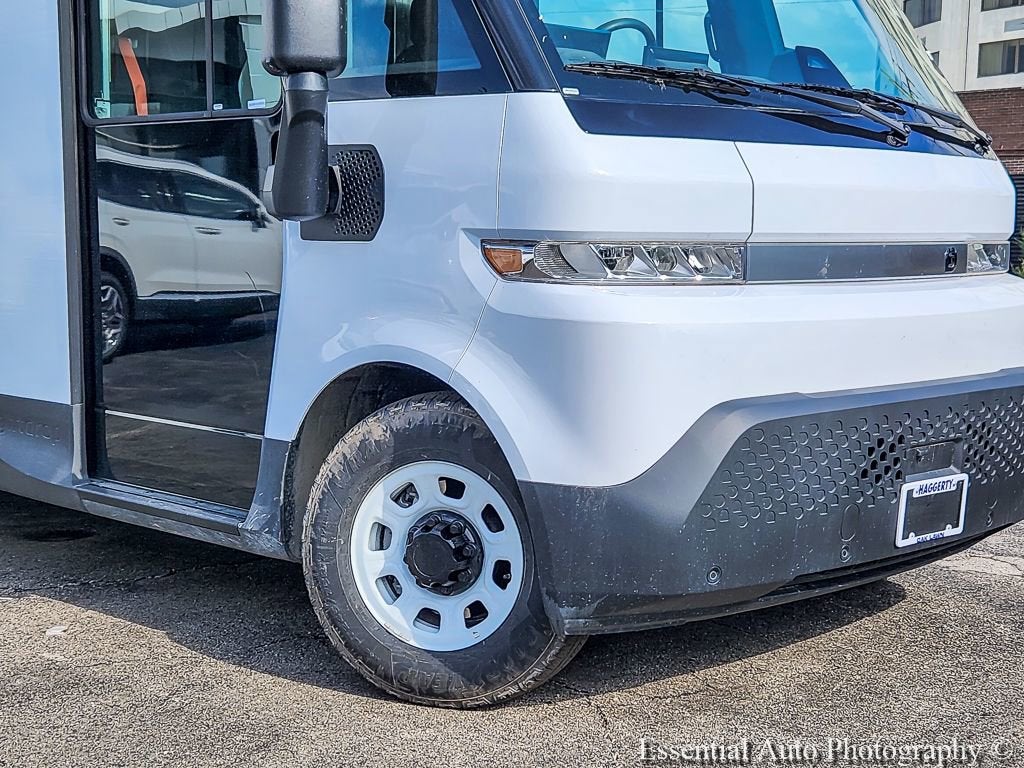 2024 BrightDrop Zevo 600 EJY