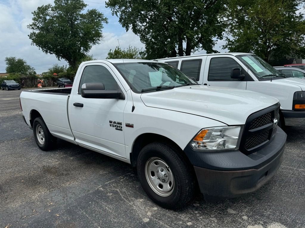 2020 RAM 1500 Classic Tradesman Regular Cab 4x2 8' Box