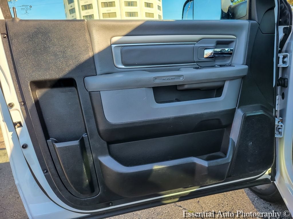 2020 RAM 1500 Classic Tradesman Regular Cab 4x2 8' Box