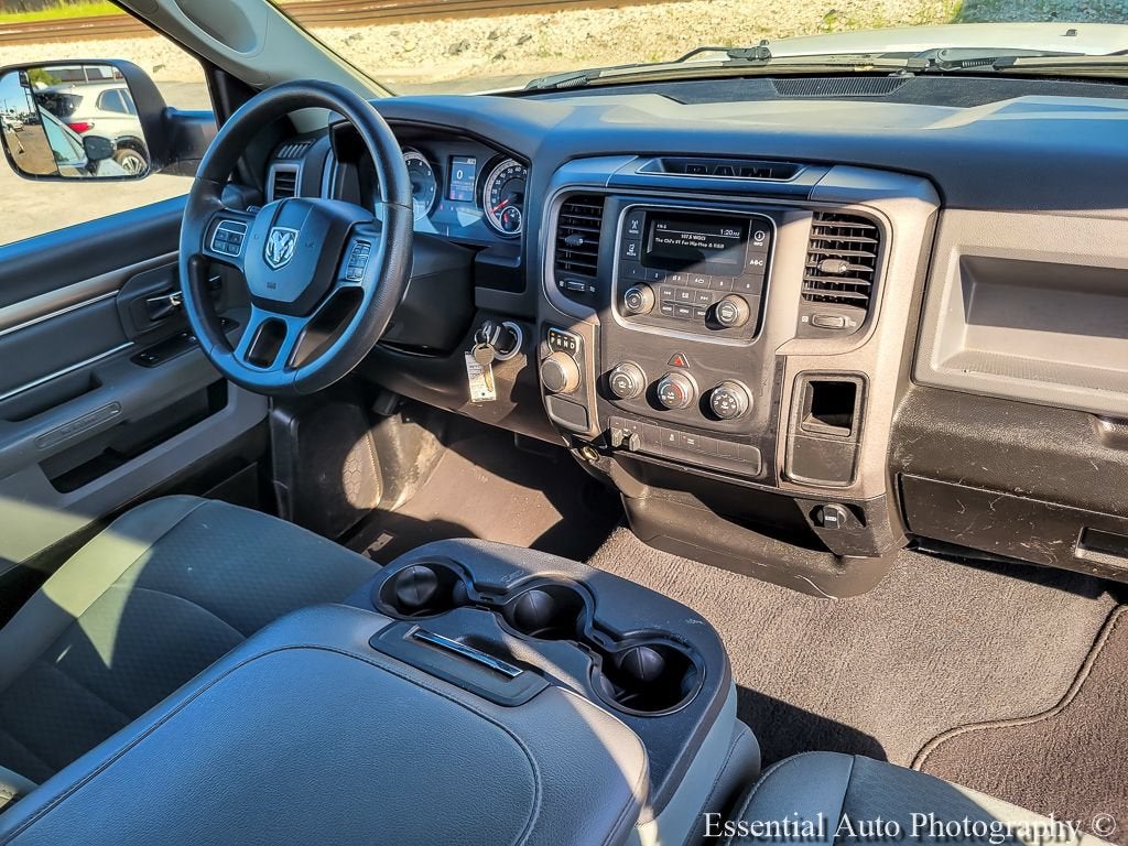 2020 RAM 1500 Classic Tradesman Regular Cab 4x2 8' Box