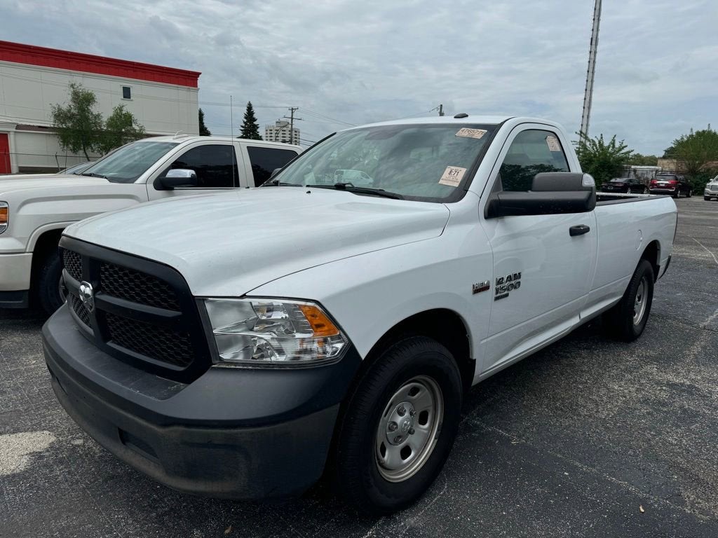 2020 RAM 1500 Classic Tradesman Regular Cab 4x2 8' Box